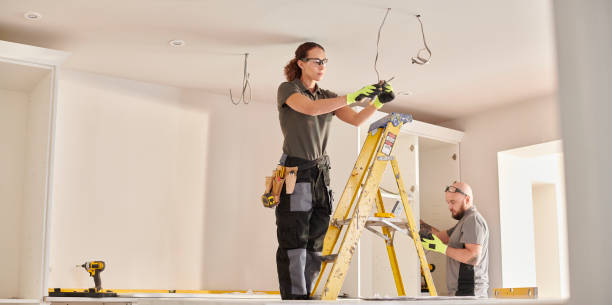 Best Residential Electrician Services  in Lake Forest, IL